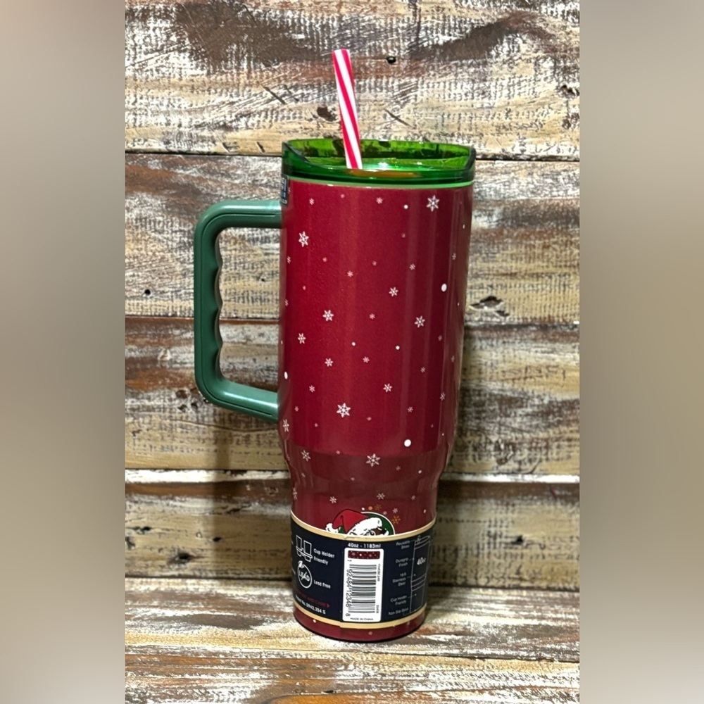 🎄2024 40 oz Bucee’s Christmas Tumbler🎄 - Picture 5 of 13